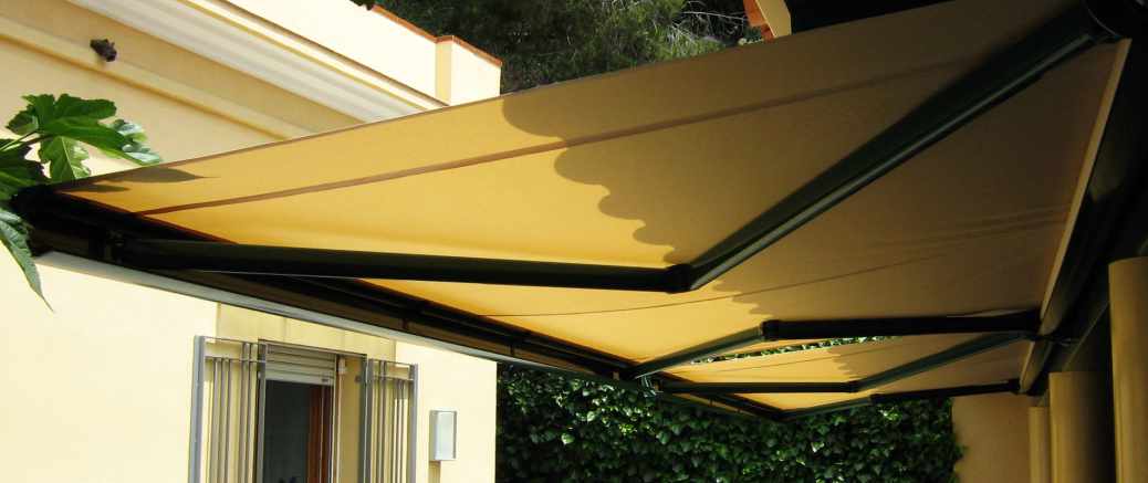 ¿Necesito permiso para instalar un toldo en mi vivienda? Guía completa sobre licencias, normativa y recomendaciones